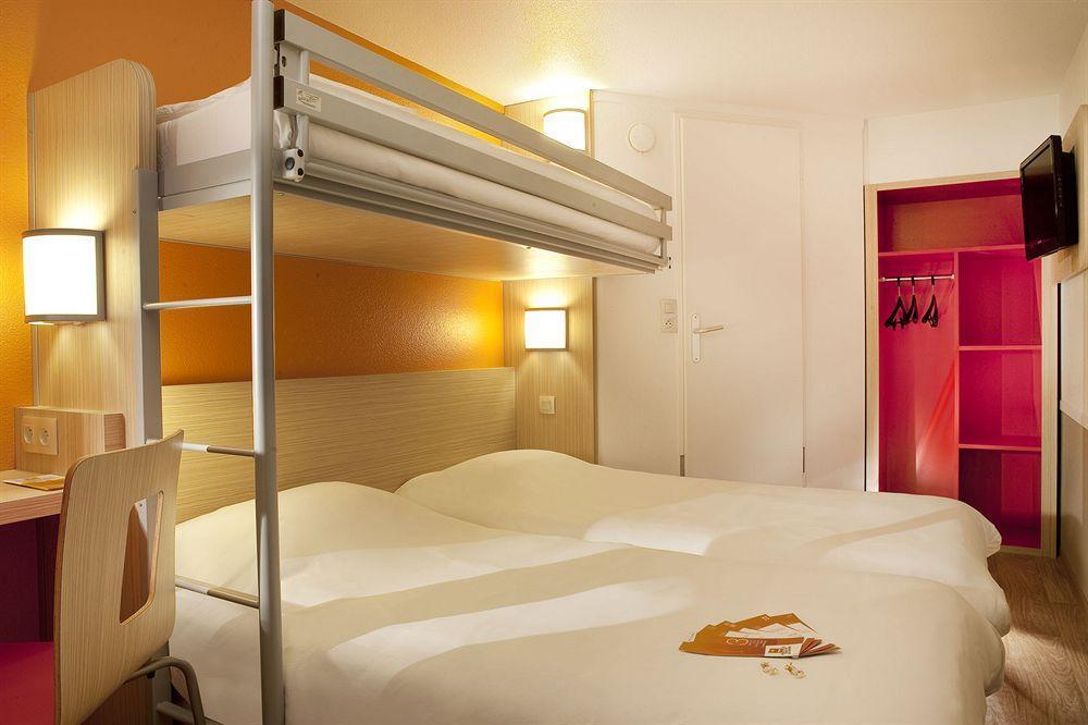 Kyriad Direct Mont De Marsan - St Avit Saint-Avit  Exterior photo