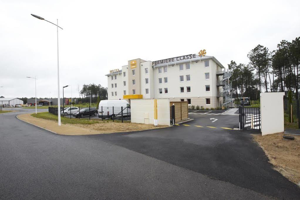 Kyriad Direct Mont De Marsan - St Avit Saint-Avit  Exterior photo